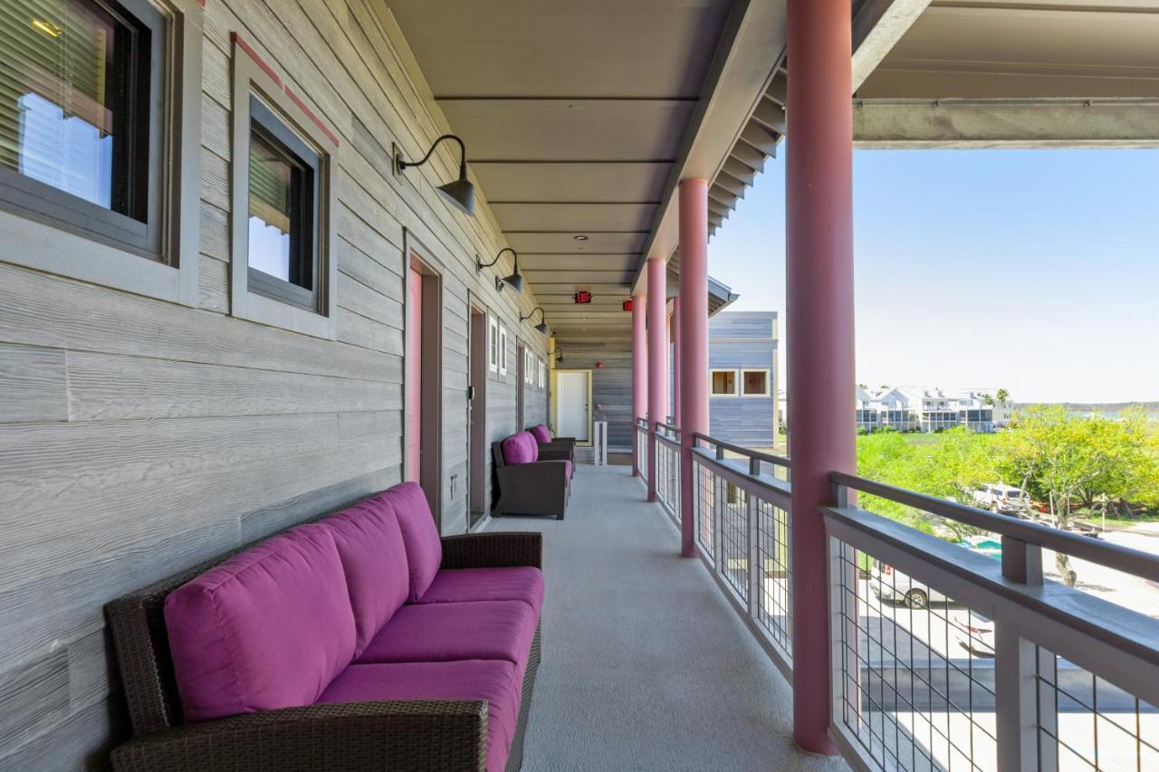 Hotel Folly With Marsh And Sunset Views Folly Beach Eksteriør billede